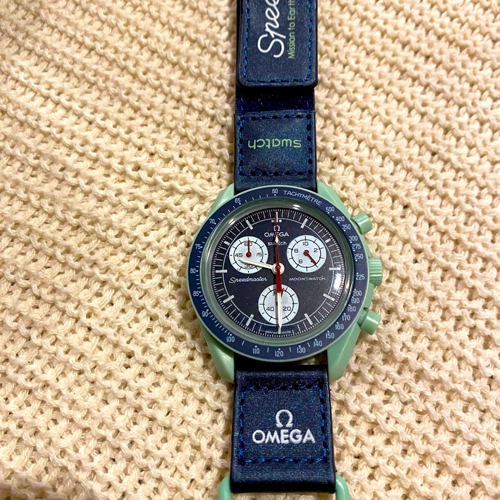 Omega X Swatch: Mission on Earth 🌎